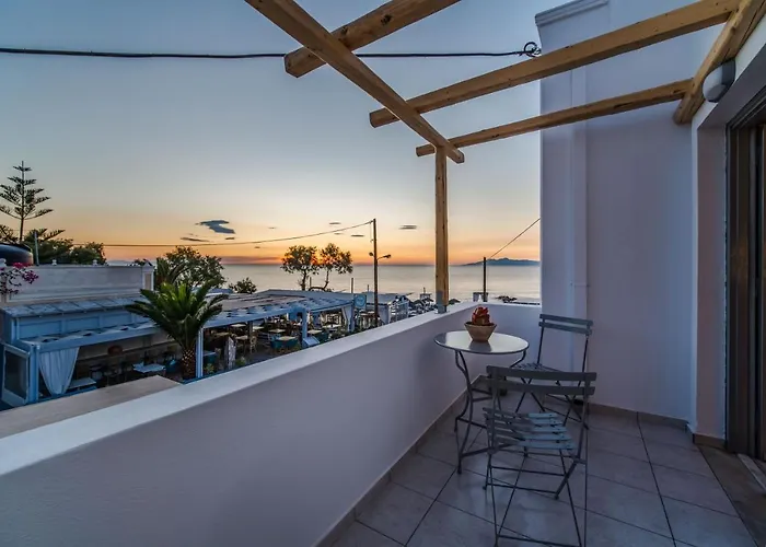 Aroma Azalea & * Kamári