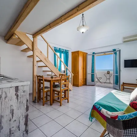 Апартаменты Aroma Azalea & Камари