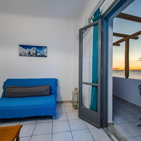 Апартаменты Aroma Azalea & Камари